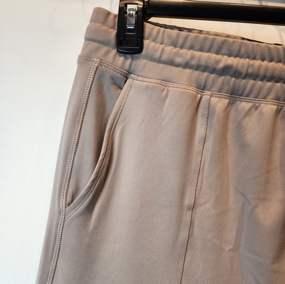 New Velocity Workout Pants Metropolis Satellite Grey NWT Size XL - Picture 4 of 8